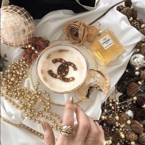 Meet your Posher, Mimi